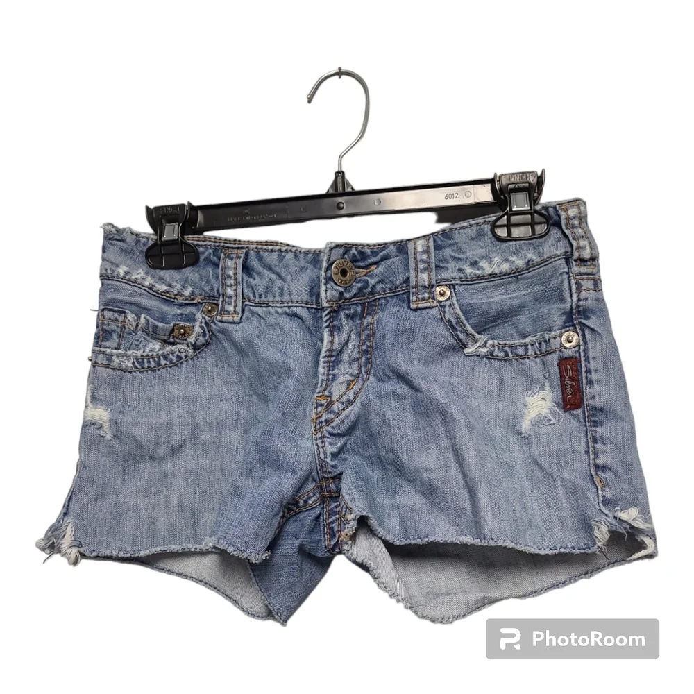 Silver Jeans Womens Jean Shorts Size 26 - Picture 1 of 14